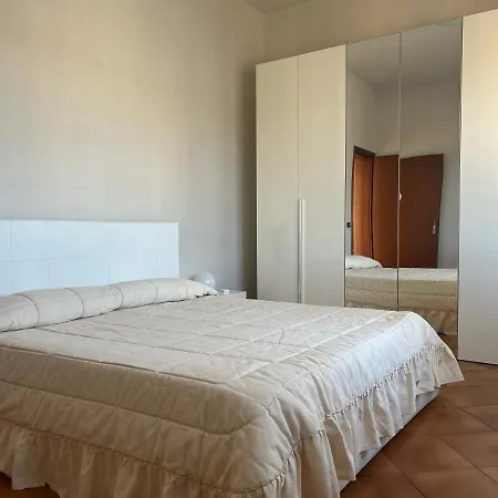 Διαμέρισμα Albi's House,terrazza ,wi-fi, Parcheggio, Ac Λούκα
