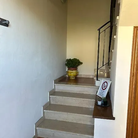 Albi's House,terrazza ,wi-fi, Parcheggio, Ac Λούκα